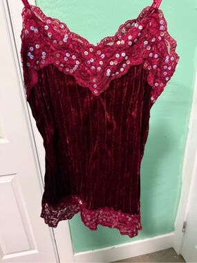 Ing Burgundy vintage Y2K sequin Velvet Lace Camisole with Sequins